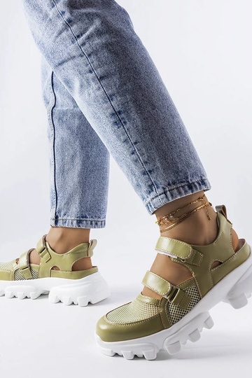 Grüne Sneaker mit massiver...