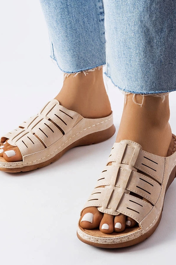 Beige Jersey-Wedges