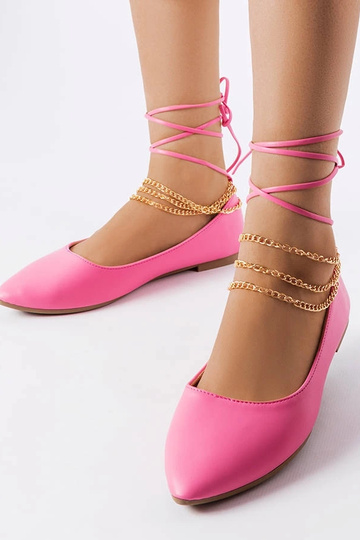 Rosa Ballerinas mit Zierschließe Donat 2