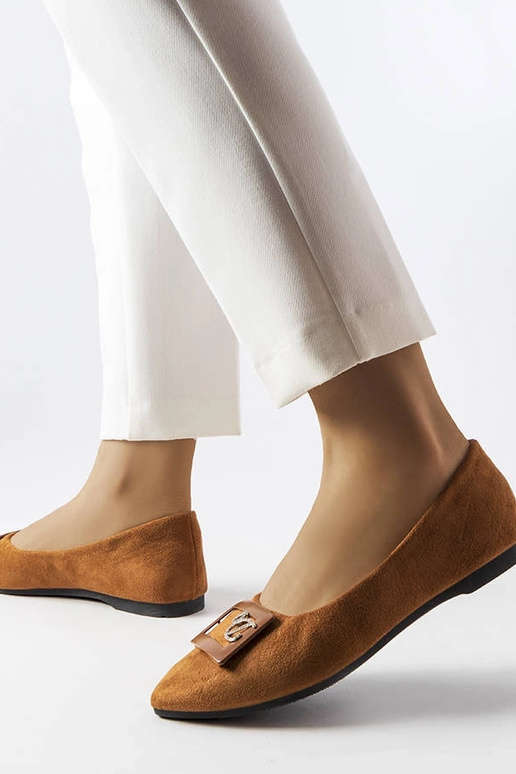 Braune Ballerinas mit Zirkonen... Braune Ballerinas mit Zirkonen...