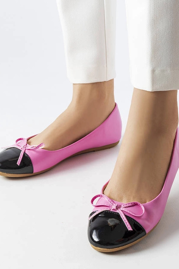 Despins – Rosa Ballerinas mit Lack-Spitze