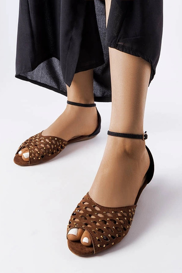 Braune durchbrochene Sandalen mit Zirkonia Avice