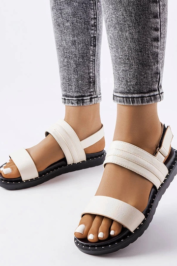 Beige glänzende Felicienne-Sandalen
