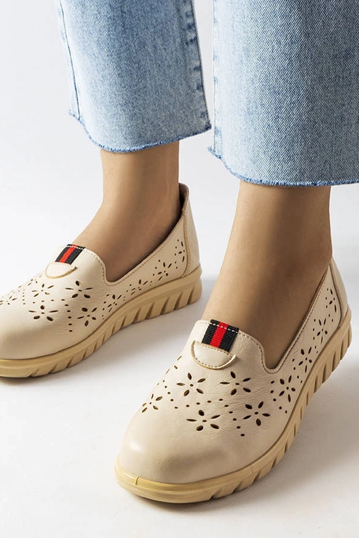 Beige leichte Loafer von Joli Beige leichte Loafer von Joli