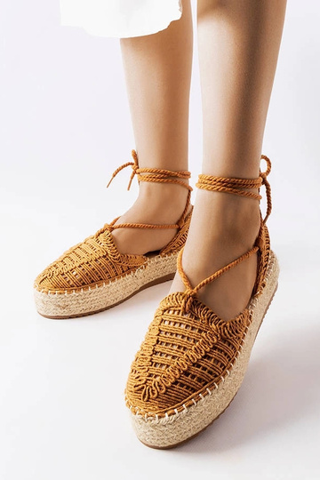 Kamelfarbene Espadrilles zum Schnüren Partenia 2