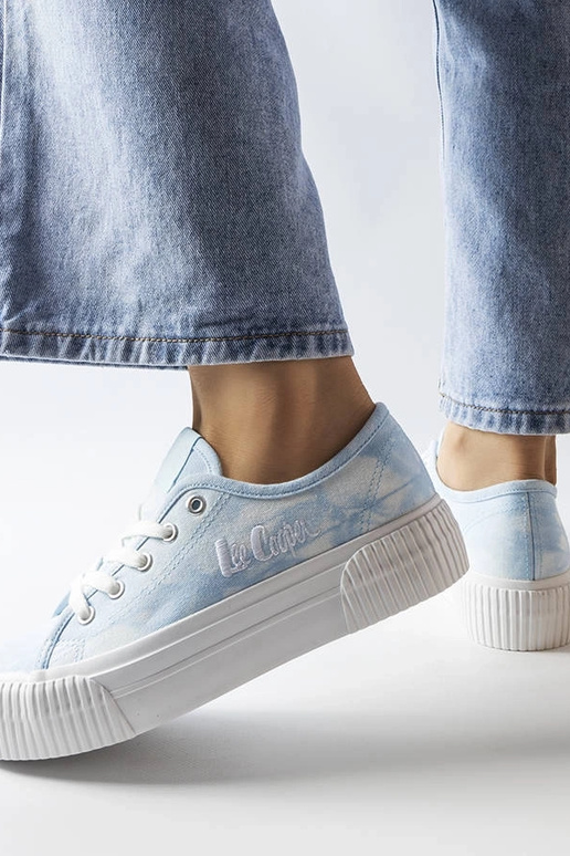 Blaue Lee Cooper Sneakers...