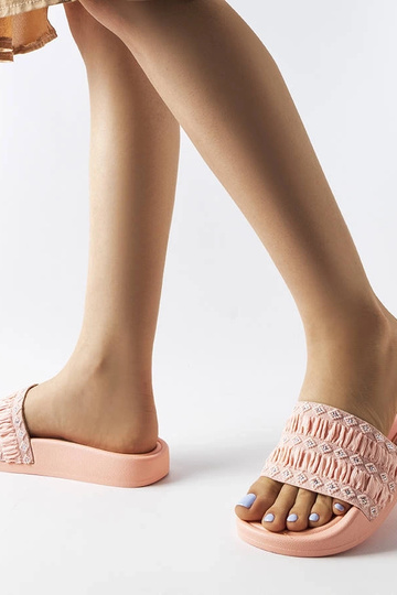 Rosa Flip-Flops mit Rüschen... 2