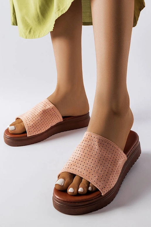 Rosa Flip-Flops mit durchbrochenem... Rosa Flip-Flops mit durchbrochenem...