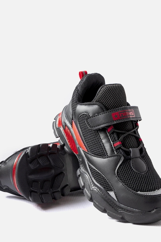 Schwarz-Rote Sportschuhe mit...