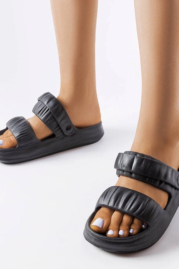 Griffin – Schwarze Flip-Flops aus Schaumstoff