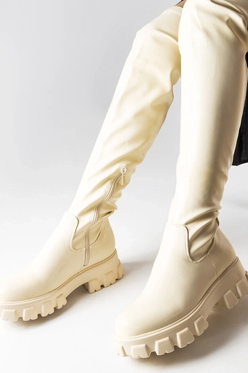 Sandfarbene kniehohe...