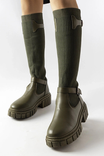 Grüne kniehohe Stiefel mit...