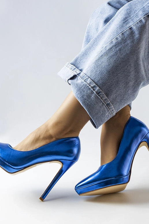 Kristin – Blaue Heels mit Spiegel