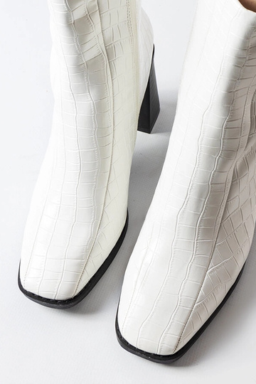 Belluci weiße Stiefeletten mit Krokodilleder-Imitat 2