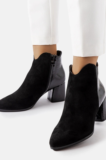 Schwarze isolierte...