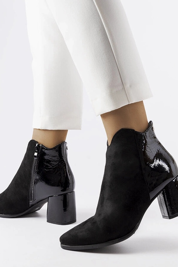 Schwarze isolierte... 2