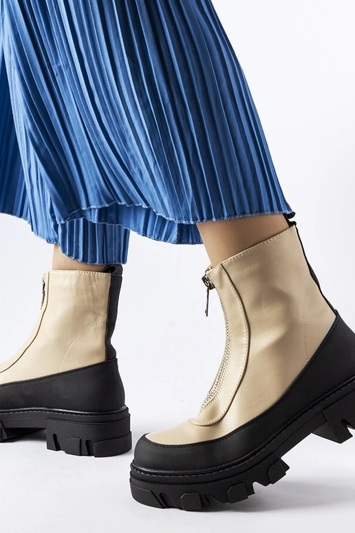 Beige Damenstiefeletten mit dicker...