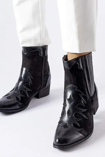 Schwarze Cowboystiefel mit...