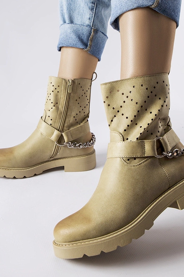 Grüne durchbrochene... 2