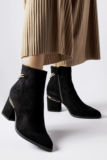 Schwarze Stiefeletten mit...