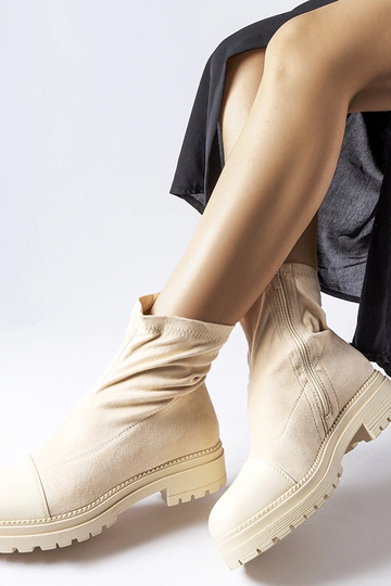 Beige Sockenstiefel aus Kunstwildleder Cigliano 2