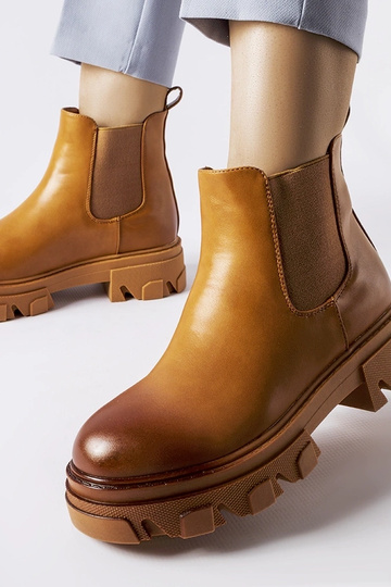 Castell – Braune... 2