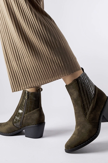 Grüne Stiefeletten aus... 2