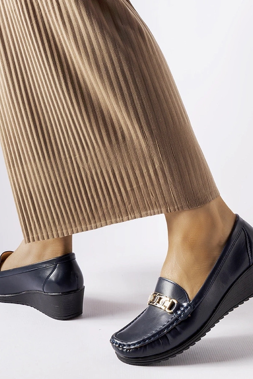 Marineblaue Loafer mit Keilschnalle...