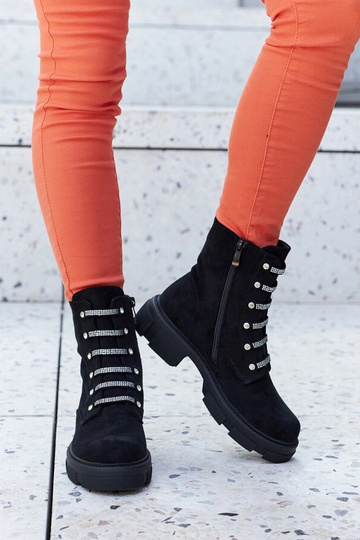 Schwarze Knöchel-Stiefel... 2