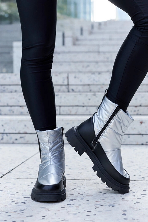 Schwarze Winterstiefeletten aus...