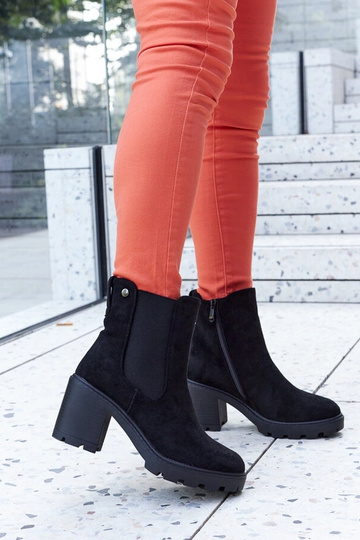 Schwarze isolierte Kunstwildleder-Stiefel mit Absatz Caio
