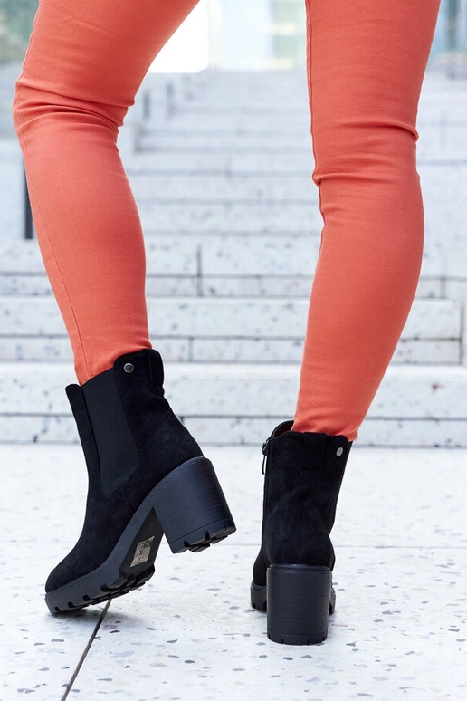 Schwarze isolierte...