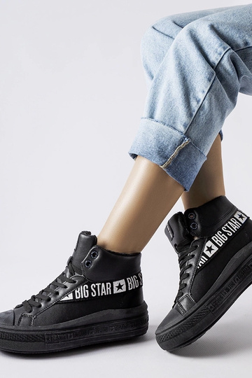 Schwarze isolierte Sneakers Big Star MM274010 2
