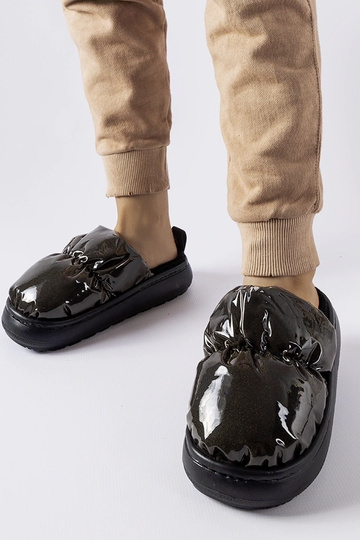 Schwarze isolierte...