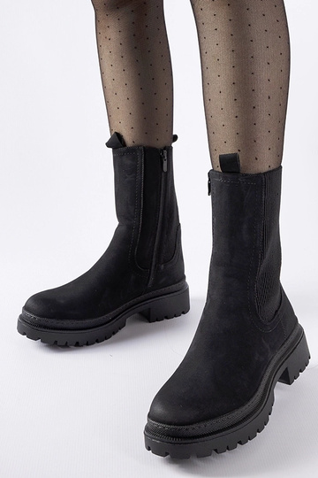 Schwarze isolierte hohe... 2