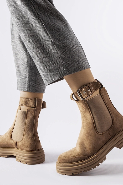 Braune Stiefeletten mit Zierschließe...