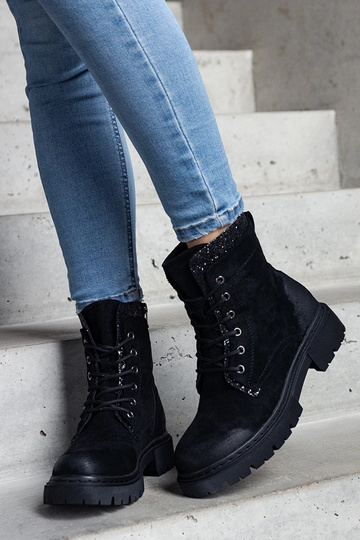 Schwarze Stiefeletten mit... 2