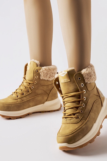 Braune Lee Cooper... 2