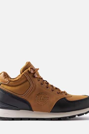 Braune warme Stiefel von Lee Cooper LCJ-23-31-3058M