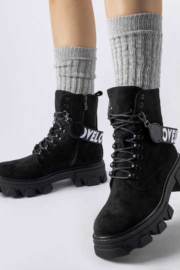 Schwarze Stiefelette mit...