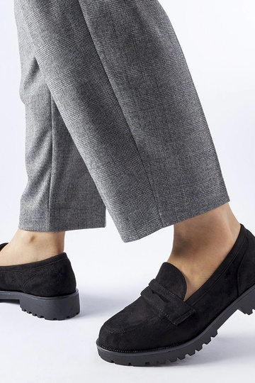 Schwarze klassische Schuhe aus Kunstwildleder Ticengo 2