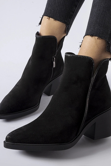Karino schwarze Wildleder-Stiefeletten mit Blockabsatz 2