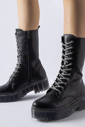 Schwarze hochisolierte...