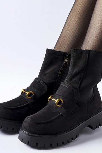Schwarze isolierte Overlook-Stiefeletten mit Schnalle 2