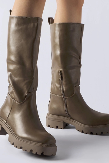 Braune isolierte flache...