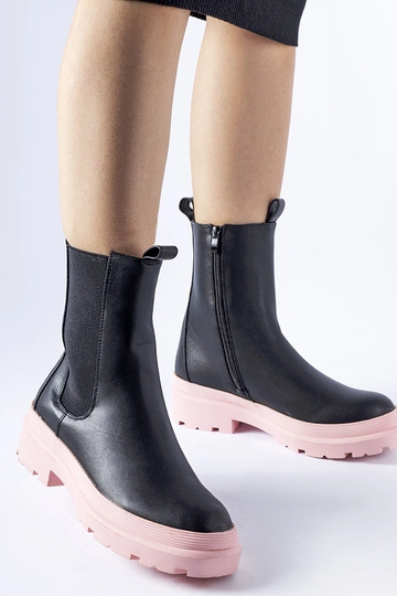 Schwarze Stiefeletten mit...