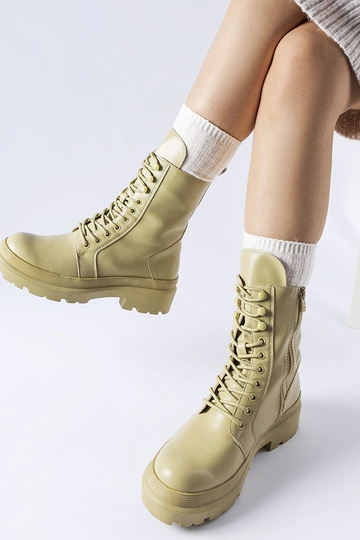 Grüne flache Stiefel mit Zacharie-Schutz 2