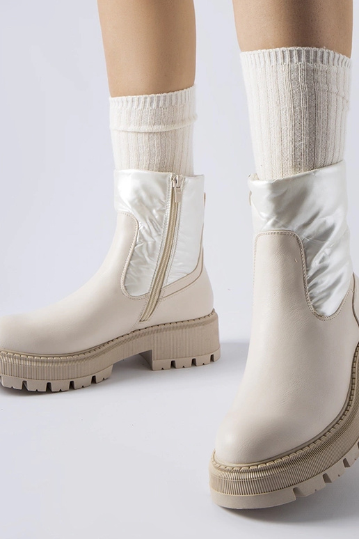 Beige Stiefeletten mit dekorativem...