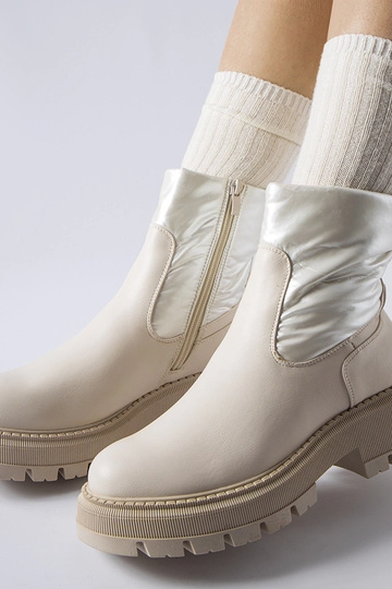 Beige Stiefeletten mit dekorativem Schaft Garrett 2