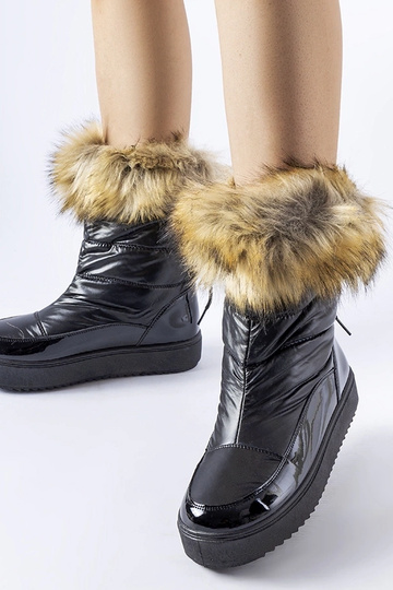 Schwarze Schneestiefel mit...